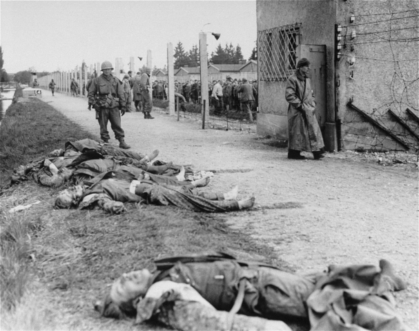 Killed_SS_Cammo_Dachau